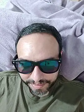 ElSunEagle online show from August 2026 04:22:01 AM