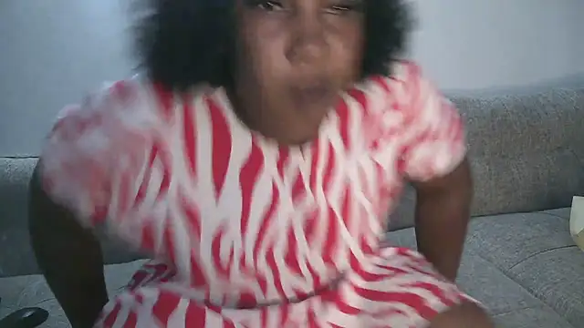 Mila Melanie online show from May 2026 12:38:01 AM
