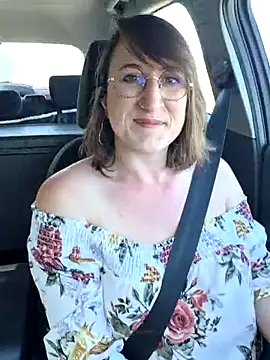 minierose online show from April 2026 02:30:01 PM