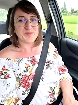 minierose online show from May 2026 01:38:01 PM