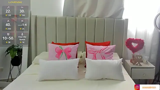 Snapshot of Abbye_blue01 chatting on February 2026 10:21:01 PM Abbye blue01 online show from February 2026 10:21:01 PM