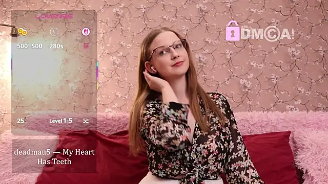 steffania- online show from October 2025 12:17:01 PM