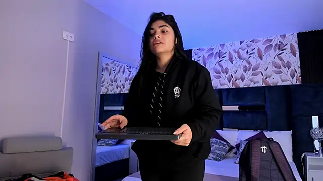 Snapshot of GiselOrtiz chatting on March 2026 11:16:02 AM GiselOrtiz online show from March 2026 11:16:02 AM