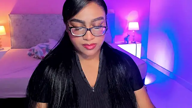 BlakmillerrGilson online show from October 2025 06:41:02 PM