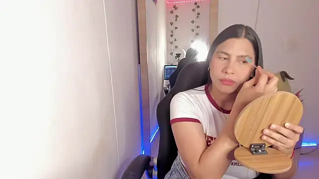 hellensexy online show from December 2024 09:16:01 PM