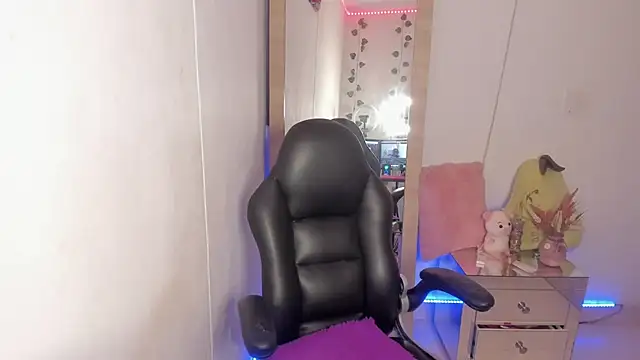 hellensexy online show from December 2024 03:57:01 PM