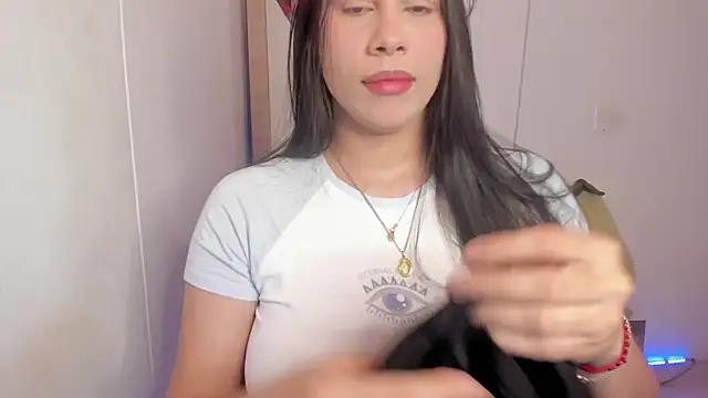 hellensexy online show from January 2025 08:46:02 PM