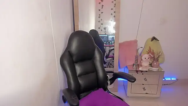 hellensexy online show from January 2025 11:48:01 PM