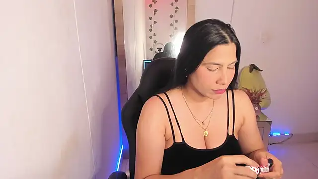 hellensexy online show from February 2025 08:53:01 PM