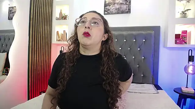 AnnadirtyXo online show from June 2026 04:41:02 AM