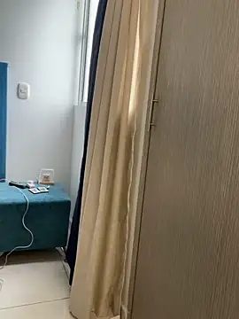 Snapshot of Leonarrrd_01 chatting on October 2025 09:02:01 PM Leonarrrd 01 online show from October 2025 09:02:01 PM