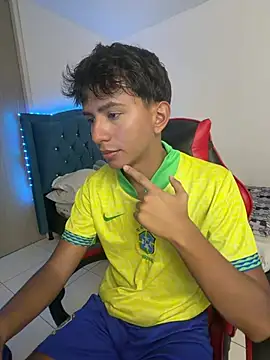 Snapshot of Leonarrrd_01 chatting on March 2026 11:55:02 PM Leonarrrd 01 online show from March 2026 11:55:02 PM