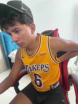 Snapshot of Leonarrrd_01 chatting on March 2026 07:31:01 PM Leonarrrd 01 online show from March 2026 07:31:01 PM