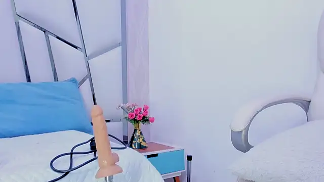  aurora18  online show from January 2025 06:17:01 AM