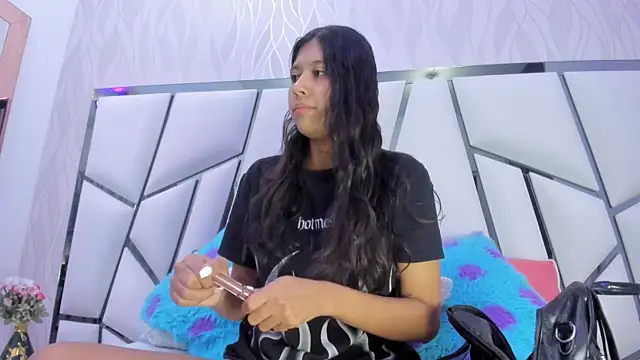  aurora18  online show from January 2025 03:12:02 AM