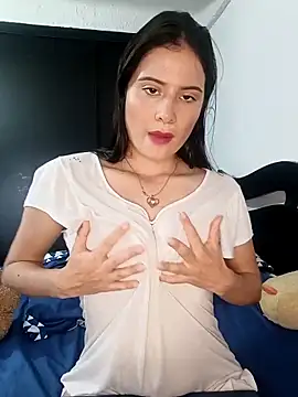 Zoe Clark  online show from October 2025 07:12:02 PM