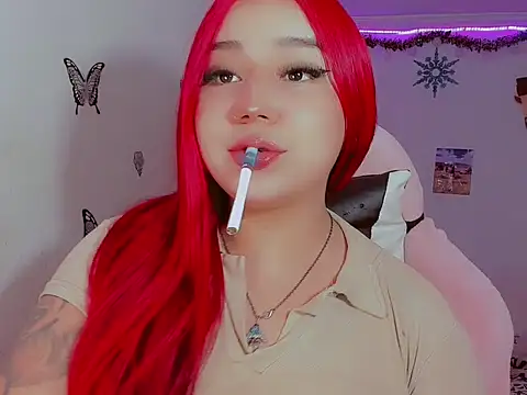 Snapshot of madisonx17 chatting on January 2026 05:18:02 PM madisonx17 online show from January 2026 05:18:02 PM