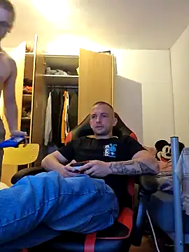 magicSeX4You online show from October 2025 09:45:01 PM