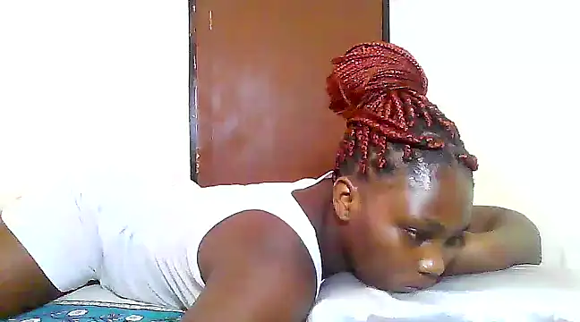 Snapshot of SexyKimberly23 chatting on March 2025 05:18:02 AM SexyKimberly23 online show from March 2025 05:18:02 AM