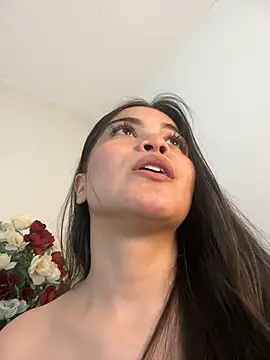 Snapshot of CamilaSofiia chatting on March 2025 10:42:01 PM CamilaSofiia online show from March 2025 10:42:01 PM