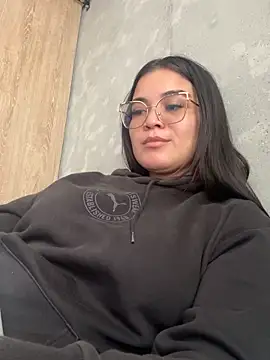 Snapshot of CamilaSofiia chatting on February 2026 03:53:01 PM CamilaSofiia online show from February 2026 03:53:01 PM