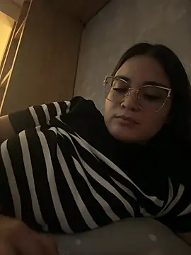 Snapshot of CamilaSofiia chatting on February 2026 05:04:01 AM CamilaSofiia online show from February 2026 05:04:01 AM