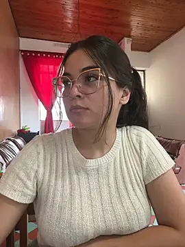 Snapshot of CamilaSofiia chatting on March 2026 09:54:01 PM CamilaSofiia online show from March 2026 09:54:01 PM