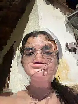 Snapshot of CamilaSofiia chatting on April 2026 12:42:02 AM CamilaSofiia online show from April 2026 12:42:02 AM