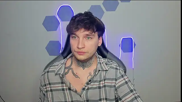 Snapshot of Chris_Tyson chatting on December 2024 12:41:01 AM Chris Tyson online show from December 2024 12:41:01 AM