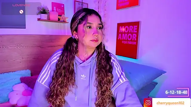 Snapshot of Cherryyquen chatting on February 2026 12:22:02 AM Cherryyquen online show from February 2026 12:22:02 AM