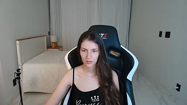 upssnowy online show from June 2026 03:09:01 AM