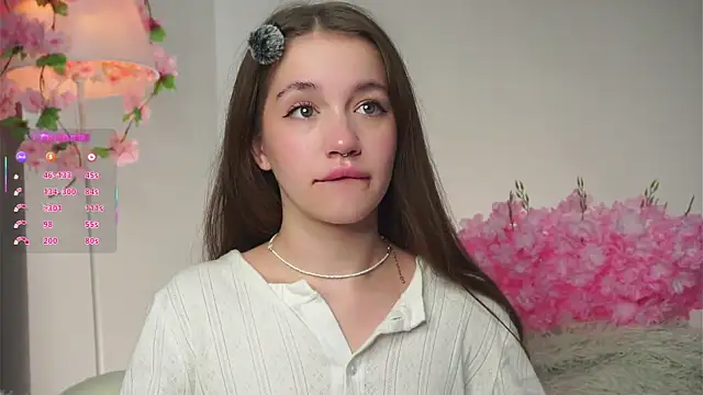 Snapshot of AmiLewis chatting on September 2025 01:08:02 AM AmiLewis online show from September 2025 01:08:02 AM