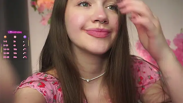 Snapshot of AmiLewis chatting on October 2025 01:17:02 AM AmiLewis online show from October 2025 01:17:02 AM