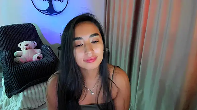 Snapshot of worldofkim chatting on October 2025 08:06:01 AM worldofkim online show from October 2025 08:06:01 AM