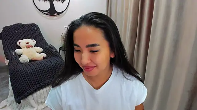 Snapshot of worldofkim chatting on October 2025 06:35:02 AM worldofkim online show from October 2025 06:35:02 AM