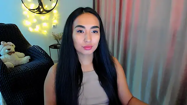 worldofkim online show from February 2026 10:40:01 AM