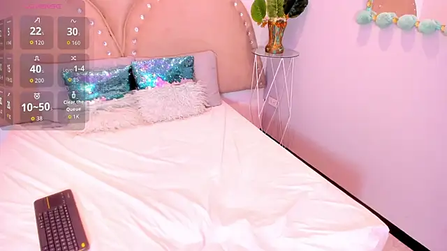 Miia Thompsonn online show from November 2025 03:29:02 AM