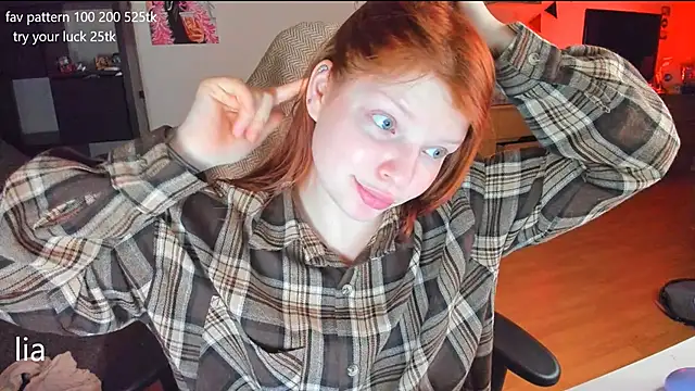 Snapshot of lil_lia chatting on February 2025 11:45:01 PM lil lia online show from February 2025 11:45:01 PM