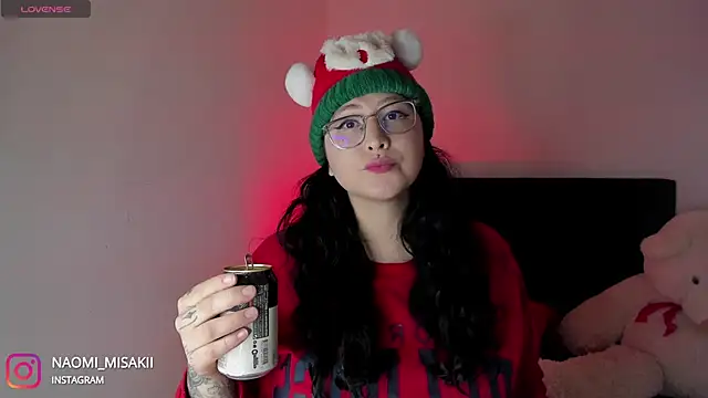 Snapshot of Naomi-Misaki chatting on December 2024 06:20:02 AM Naomi-Misaki online show from December 2024 06:20:02 AM