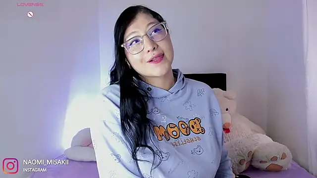 Snapshot of Naomi-Misaki chatting on December 2024 06:38:01 PM Naomi-Misaki online show from December 2024 06:38:01 PM