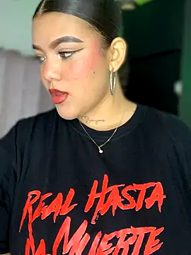 Snapshot of Michellesexxy chatting on October 2025 12:13:01 AM Michellesexxy online show from October 2025 12:13:01 AM