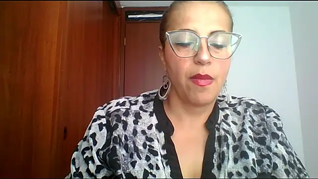 RossanaLionheart online show from April 2026 12:54:01 PM