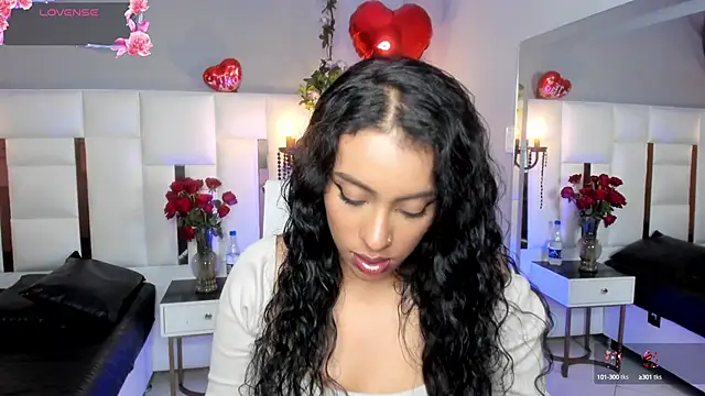 Snapshot of magic_marg chatting on February 2025 08:36:01 PM magic marg online show from February 2025 08:36:01 PM