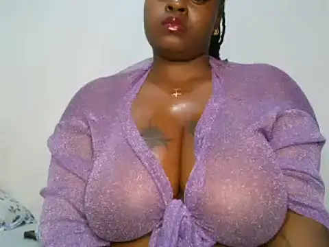 Snapshot of t-QueenSlyy chatting on January 2025 06:49:01 PM t-QueenSlyy online show from January 2025 06:49:01 PM