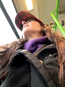 Snapshot of eveangelll chatting on November 2025 07:29:02 AM eveangelll online show from November 2025 07:29:02 AM