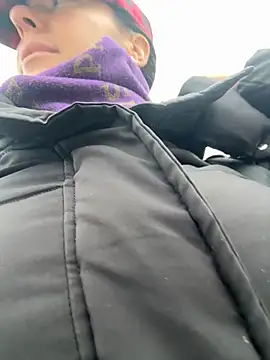 Snapshot of eveangelll chatting on December 2025 08:08:02 AM eveangelll online show from December 2025 08:08:02 AM