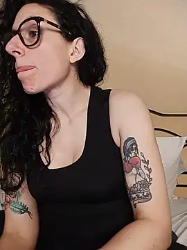 SofiaMori online show from May 2026 01:17:02 PM