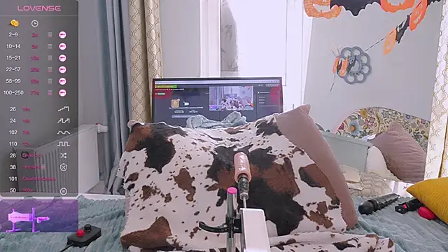 Meukotis online show from November 2025 07:31:01 AM