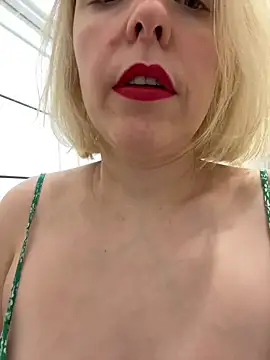 Snapshot of Yourdirtybitch chatting on February 2026 07:47:01 AM Yourdirtybitch online show from February 2026 07:47:01 AM