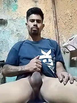 Snapshot of pene_latinoriico chatting on January 2025 06:15:02 AM pene latinoriico online show from January 2025 06:15:02 AM